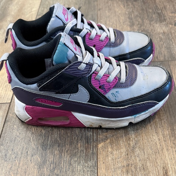 Nike Air Max Sneakers - Pink, Purple, and Black - Picture 2 of 8